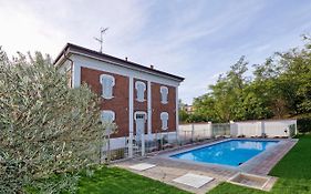 La Villa